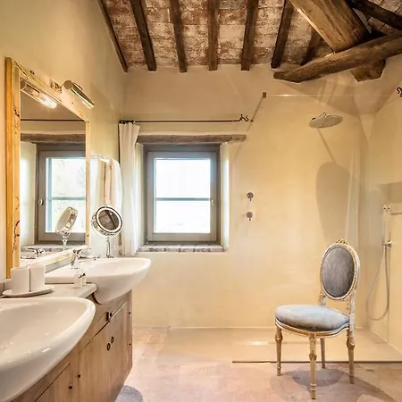 Luxury Ada Umbria Tuscany Border With Pool Villa