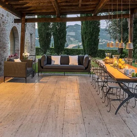 Luxury Ada Umbria Tuscany Border With Pool Willa Lisciano Niccone